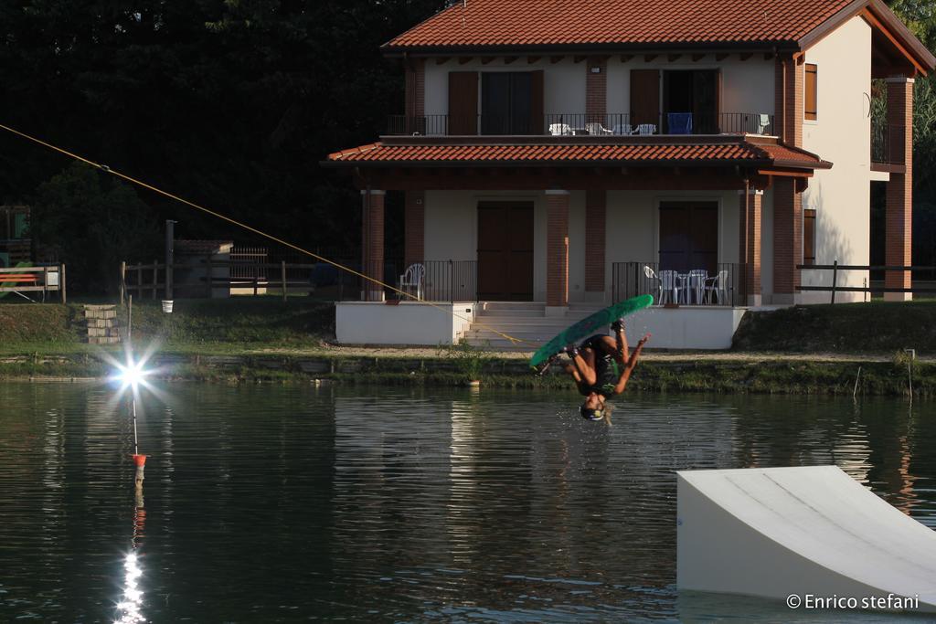 Laghetto Ai Portici Bed & Breakfast Pastrengo Ruang foto
