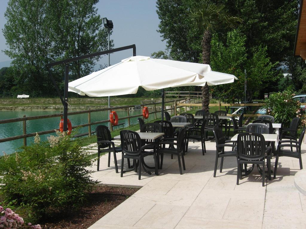 Laghetto Ai Portici Bed & Breakfast Pastrengo Bagian luar foto